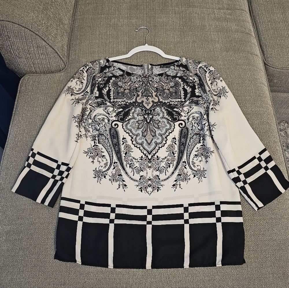 Adrianna Papell Elegant Black Cream Sheer  Office Popover Top Size Small